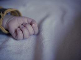 Многодетная мать задушила новорожденного сына