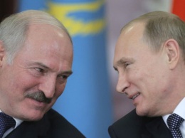 Лукашенко уверяет, что Беларусь не сидит на шее у России