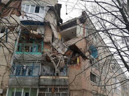 Под Киевом взрыв газа разрушил 3 этажа жилого дома