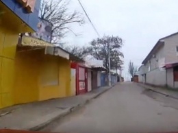 Блогер совершил автопрогулку по зимней Кирилловке (видео)