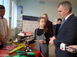 Более 300 юных ученых собрались в Николаеве на финальный этап Фестиваля творчества и науки «Молодежная волна»