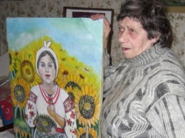 90-летняя художница Елена Рыбальченко презентовала свою выставку