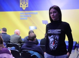 Украинская журналистка попробовала спровоцировать Порошенко, но стушевалась