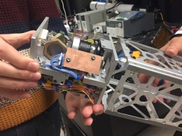 Для спутников CubeSats готовится уникальная лазерная система передачи информации