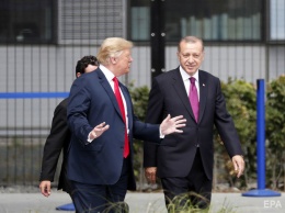Трамп заявил Эрдогану, что США работают над выдачей Турции Гюлена - глава МИД Турции