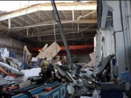 МЧС сообщает об увеличении числа погибших при обрушении крыши в Дзержинском