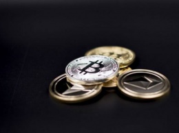 Bitcoin нащупал новое «дно»: последние данные