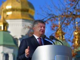 Порошенко освободил Украину от московских священников, создав независимую церковь - политолог