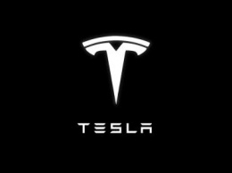 Tesla требует $167 млн в качестве компенсации от бывшего сотрудника, сообщившего о нарушениях