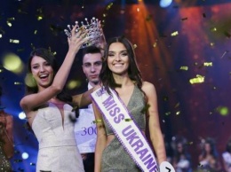 Скандальная Мисс Украина показала себя в чем мать родила. ФОТО