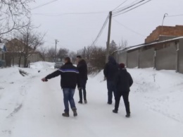В Черновицкой области подростки привязали санки к джипу. Резкий поворот стал последним для одного из них