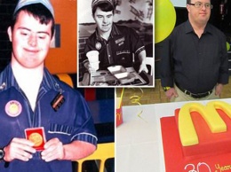 Работник McDonalds с синдромом Дауна ушел в отставку 32 года спустя