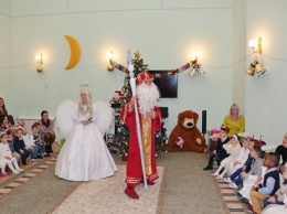 Яркий праздник ко Дню Святого Николая подарили в Одессе малышам Дома ребенка