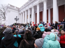 Геннадий Труханов поздравил одесситов с Днем Святого Николая. Фоторепортаж