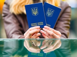 Безвиз могут отменить: Еврокомиссия срочно обратилась к Украине