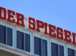 Der Spiegel уволила популярного журналиста за выдуманные истории для своих репортажей