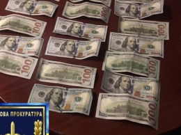 В Киевской области задержали зама сельского председателя за взятку более 2 тыс. долларов