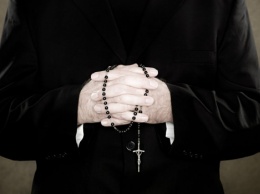 В Иллинойсе более 500 священников обвинили в сексуальном насилии над детьми