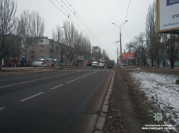 Патрульные согласовали установку светофора на аварийном перекресте ул. Первая Линия и пр. Мира