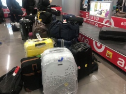 Часть пассажиров злополучного рейса Turkish Airliners вернулась в Одессу: напоследок их оставили без багажа