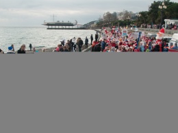 Рекордное число участников собрал традиционный Мороз-Парад в Ялте