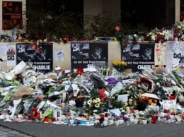 Теракт в Charlie Hebdo: Во Францию экстрадировали подозреваемого