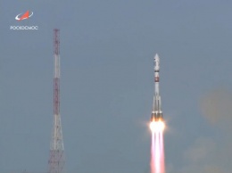 "Роскосмос" запустил ракету-носитель "Союз-2.1а" с 28 спутниками