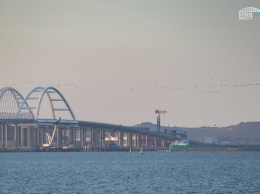 Крымский мост уязвим: оккупанты пошли на серьезные меры