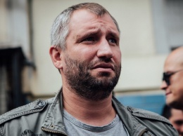 «Vне действительно тяжело»: Юрий Быков о своей затяжной депрессии