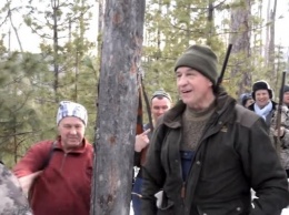 Экологи добились проверки в отношении застрелившего спящего медведя губернатора Левченко