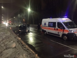 В Кременчуге авто полиции вынесло на встречку: в результате столкновения пострадали клиенты такси