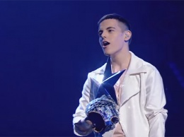 Юный романтик из Запорожской области стал суперфиналистом «Х-фактора» - видео