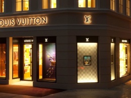 В центре Москвы из магазина Louis Vuitton вынесли 7 000 000 рублей