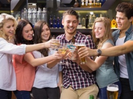 На праздник можно: ученые назвали безвредную дозу алкоголя