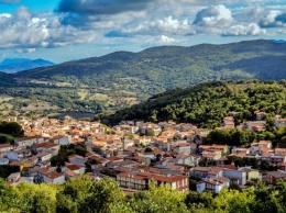 Этот итальянский город продает дома за $1, чтобы привлечь новых жителей
