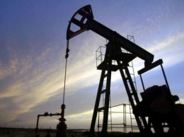Нефть начала новый год с падения цен