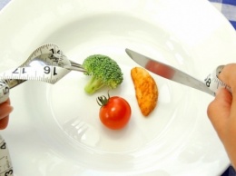«А теперь разгрузочные дни»: диетологи рассказали о питании после новогодних праздников