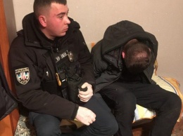 Патрульные спасли киевлянина, который поссорился с девушкой и решил покончить с собой