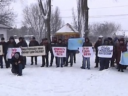 На границе с Крымом меджлисовцы провели акцию в поддержку обвиняемого в переправке оружия