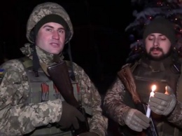 Бойцы ВСУ трогательно поздравили украинцев с Рождеством: опубликовано видео
