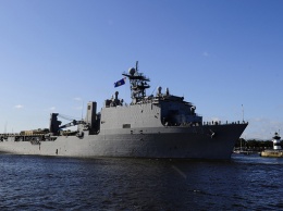Корабль США зашел в Черное море: появились фото