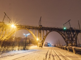 Зимний Днепр: городские улицы замело снегом