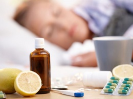Супрун посоветовала в случае простуды не пить таблетки и не сбивать температуру