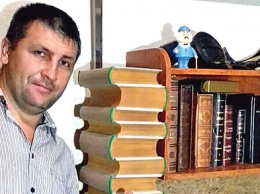Реставратор из Днепропетровщины дарит вторую жизнь старинным книгам (Фото)