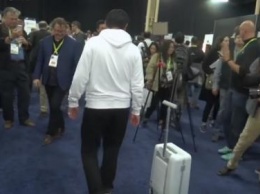 CES-2019: Представлен чемодан, который следует за вами через аэропорт