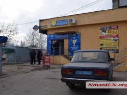 В Николаеве задержали банду, дерзко ограбившую салон игровых автоматов и расстрелявшую его хозяина