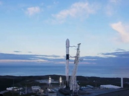 Ракета Falcon 9 отправила на орбиту 10 спутников связи Iridium NEXT