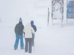 В Австрии под лавиной оказались погребены три немецких лыжника
