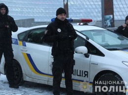 Полиция Киева усилила патрулирование вблизи здания медуниверситета имени Богомольца
