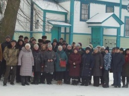 Еще одна община, перешедшая в ПЦУ, не пустила в храм священника МП